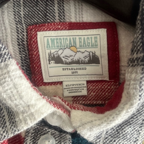 American Eagle Patchwork Cropped Plaid Flannel Shirt Size XS - Picture 3 of 3